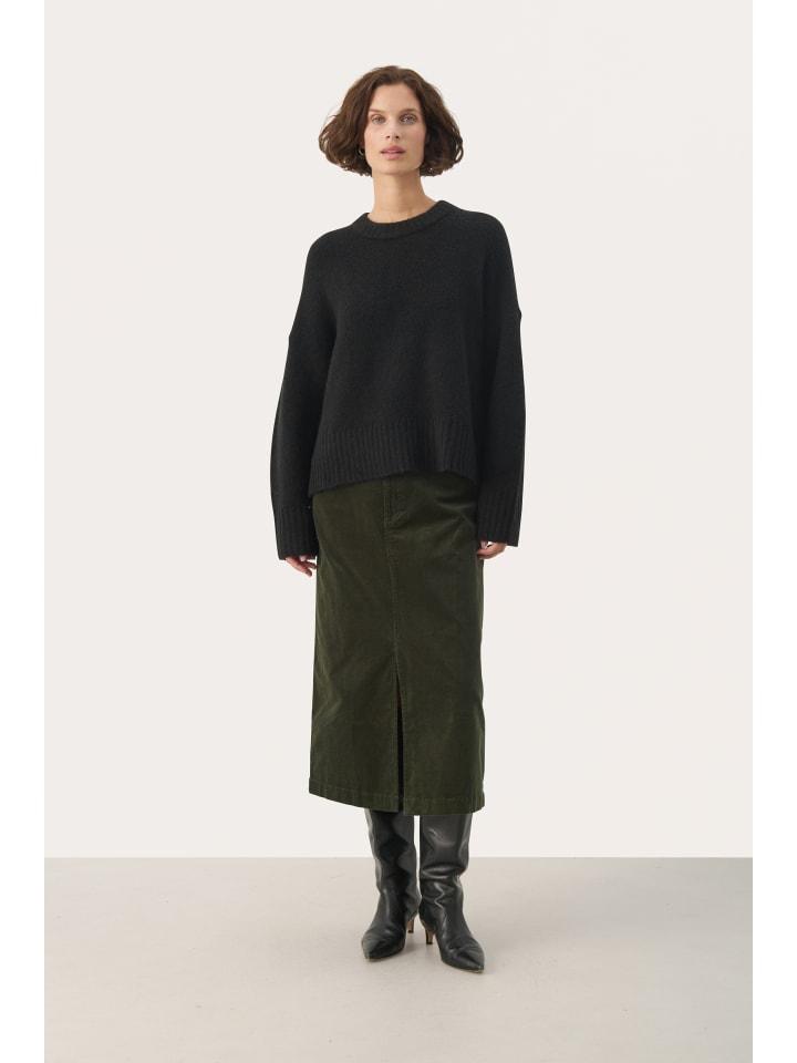 

Свитер прямого кроя LulyaPW черного цвета PART TWO