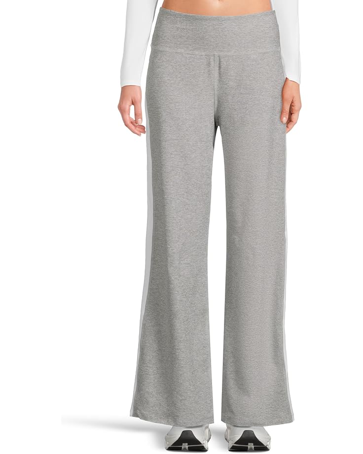 

Брюки Beyond Yoga Spacedye Laid Back Stripe Pants, цвет Silver Mist/Cloud White