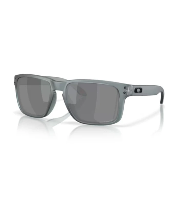 

Спортивные солнцезащитные очки с уникальным дизайном. Oakley, черный