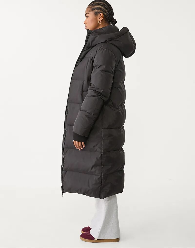 

Длинное стеганое пальто Stradivarius черного цвета