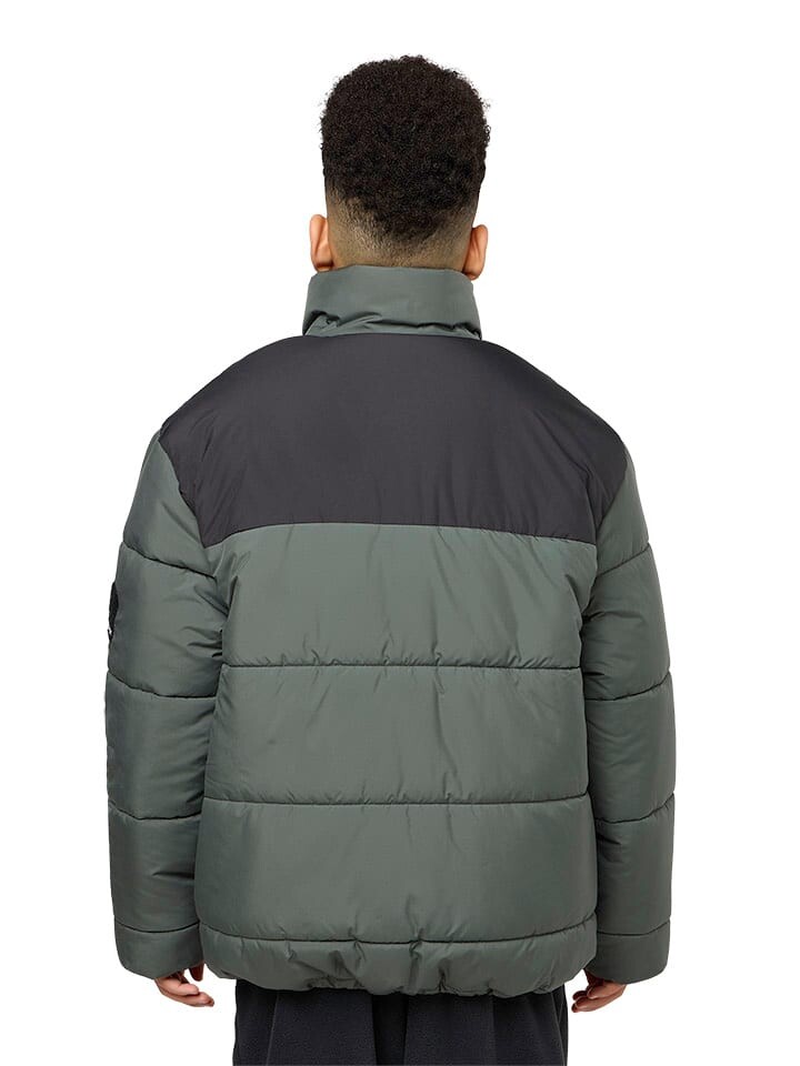 Стеганая куртка Jack Wolfskin Steppjacke Teen, цвет Grün/Schwarz — фото 2