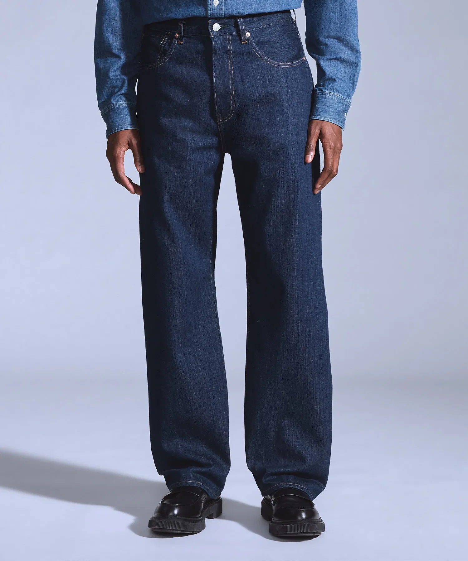 Джинсы Levi's BLUETAB™ MARKER свободного кроя, темно-синие.