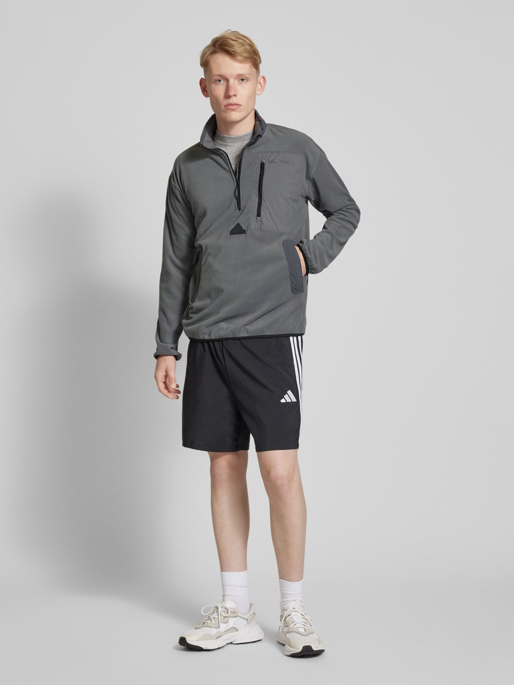 

Толстовка с воротником-стойкой ADIDAS SPORTSWEAR, антрацит