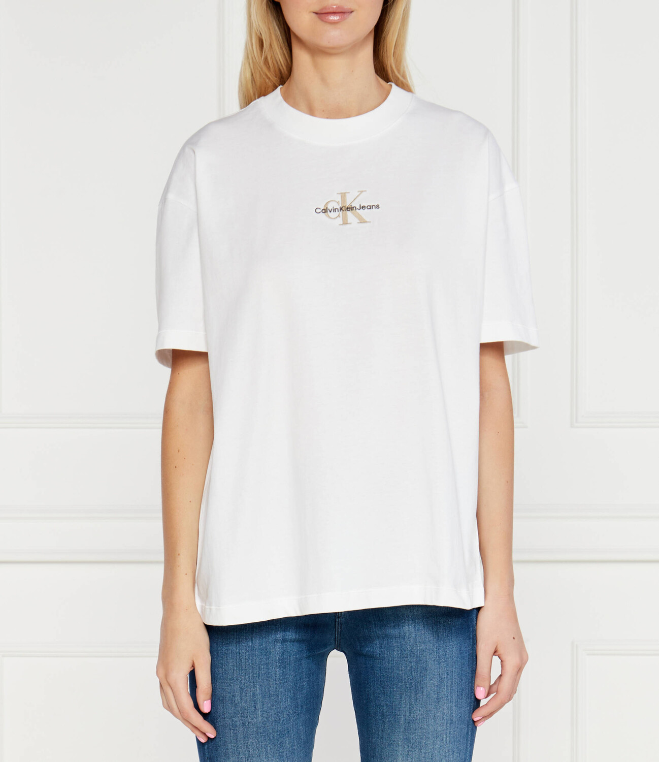 

Футболка CALVIN KLEIN JEANS MONOLOGO Regular Fit, кремовый