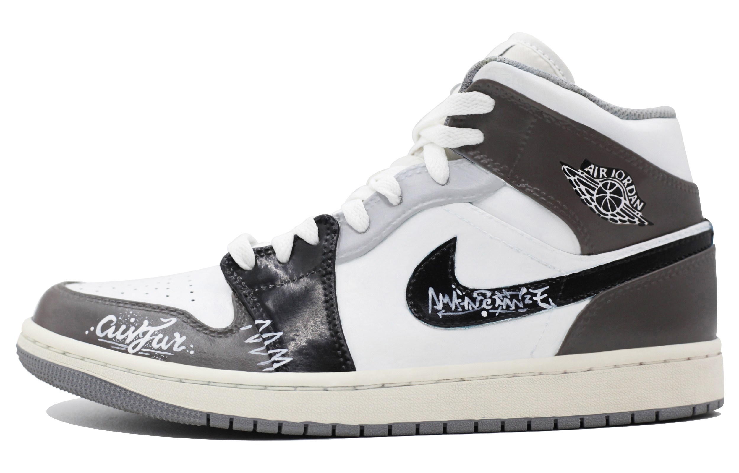 

Кроссовки Air Jordan 1 Vintage Basketball Shoes Men Mid-top Hemp/Black/Summit White/Hemp, цвет Coffee