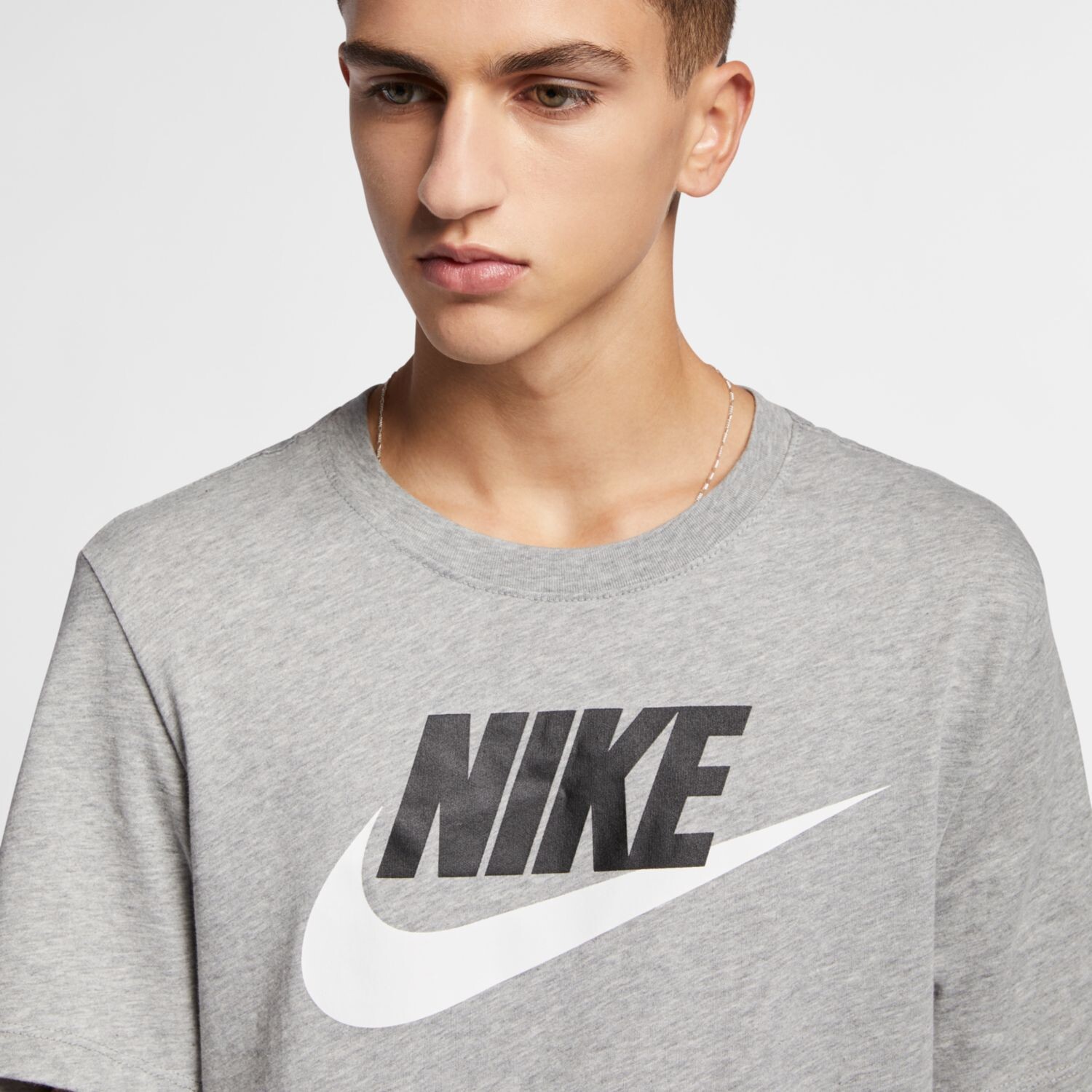 Мужская футболка Nike Icon Futura — фото 4