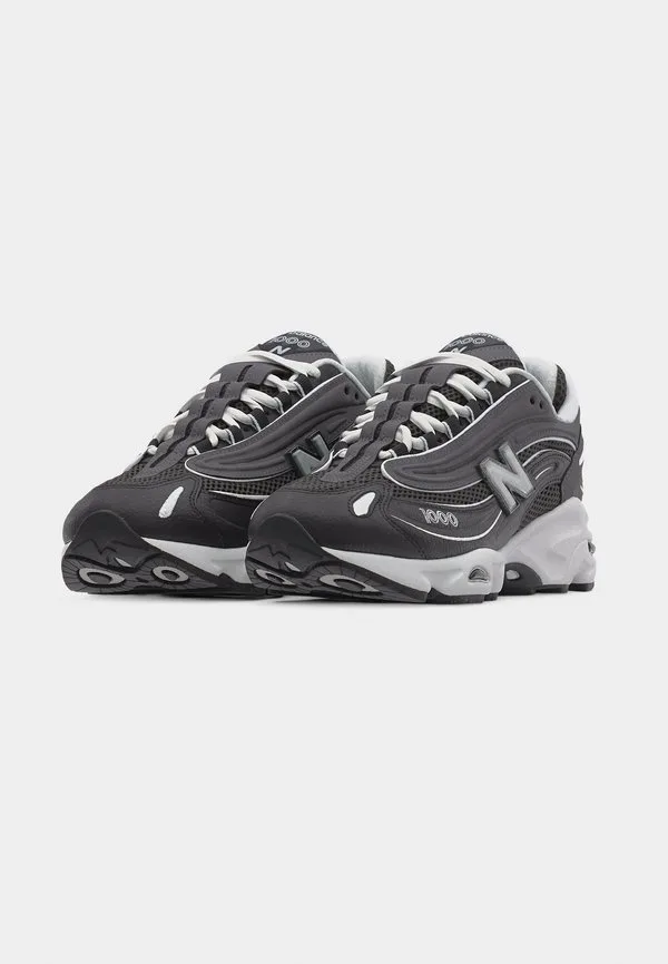 Кроссовки u1000 New Balance, Black/Faded Black — фото 3