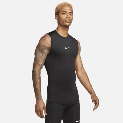 

Футболка Nike Pro, черный/белый