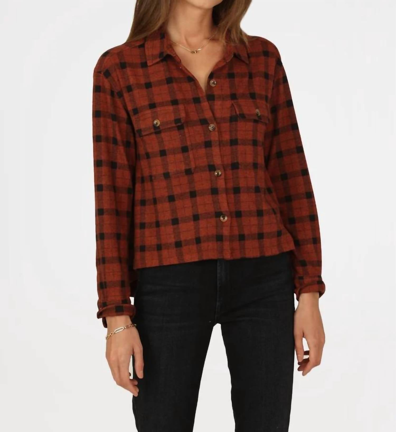 

Куртка-рубашка Beth Crop в цвете Rusty Red Black Dylan