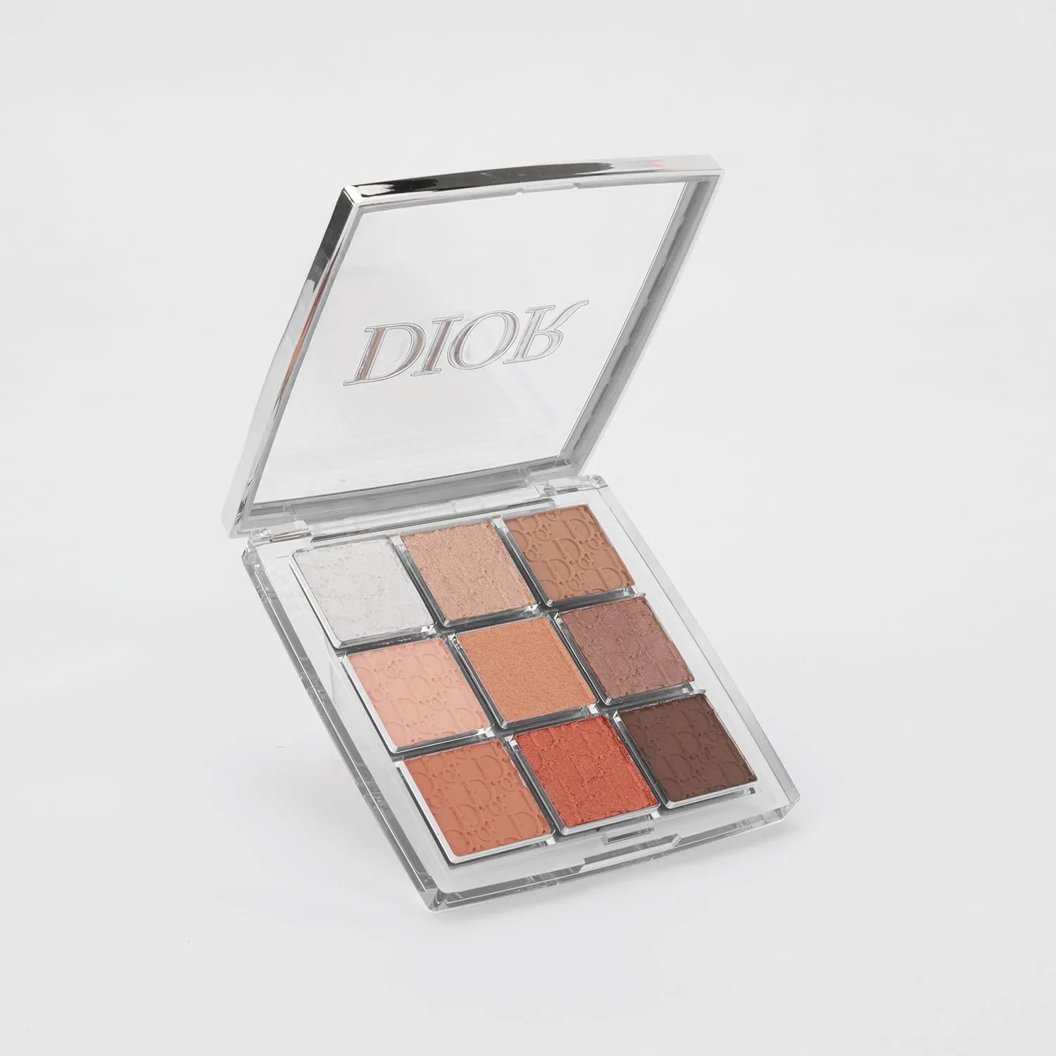 Палетка теней для век с брендом Dior, 9 цветов, оттенок 001 Nude, 10 г — фото 4