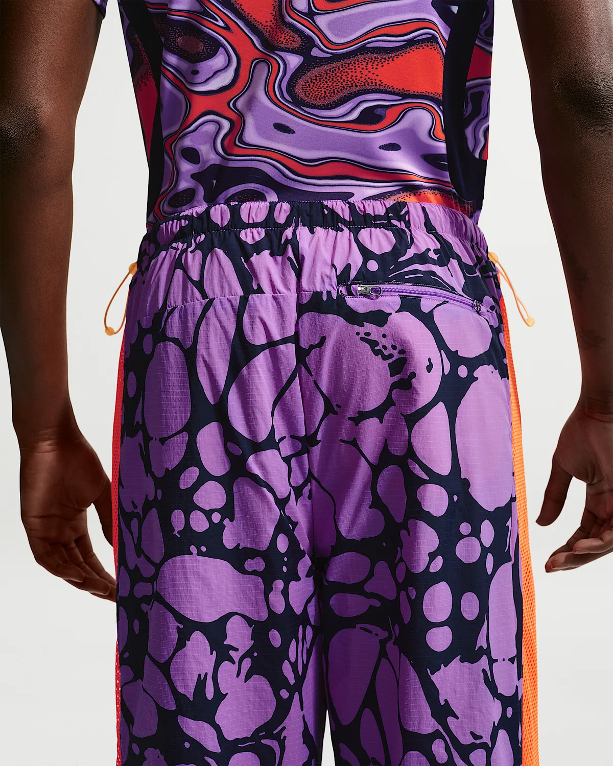 Мужские спортивные штаны Gooey Track Nike Project F.R.O.G., Bright Violet/Total Orange/Tangerine Tint — фото 3