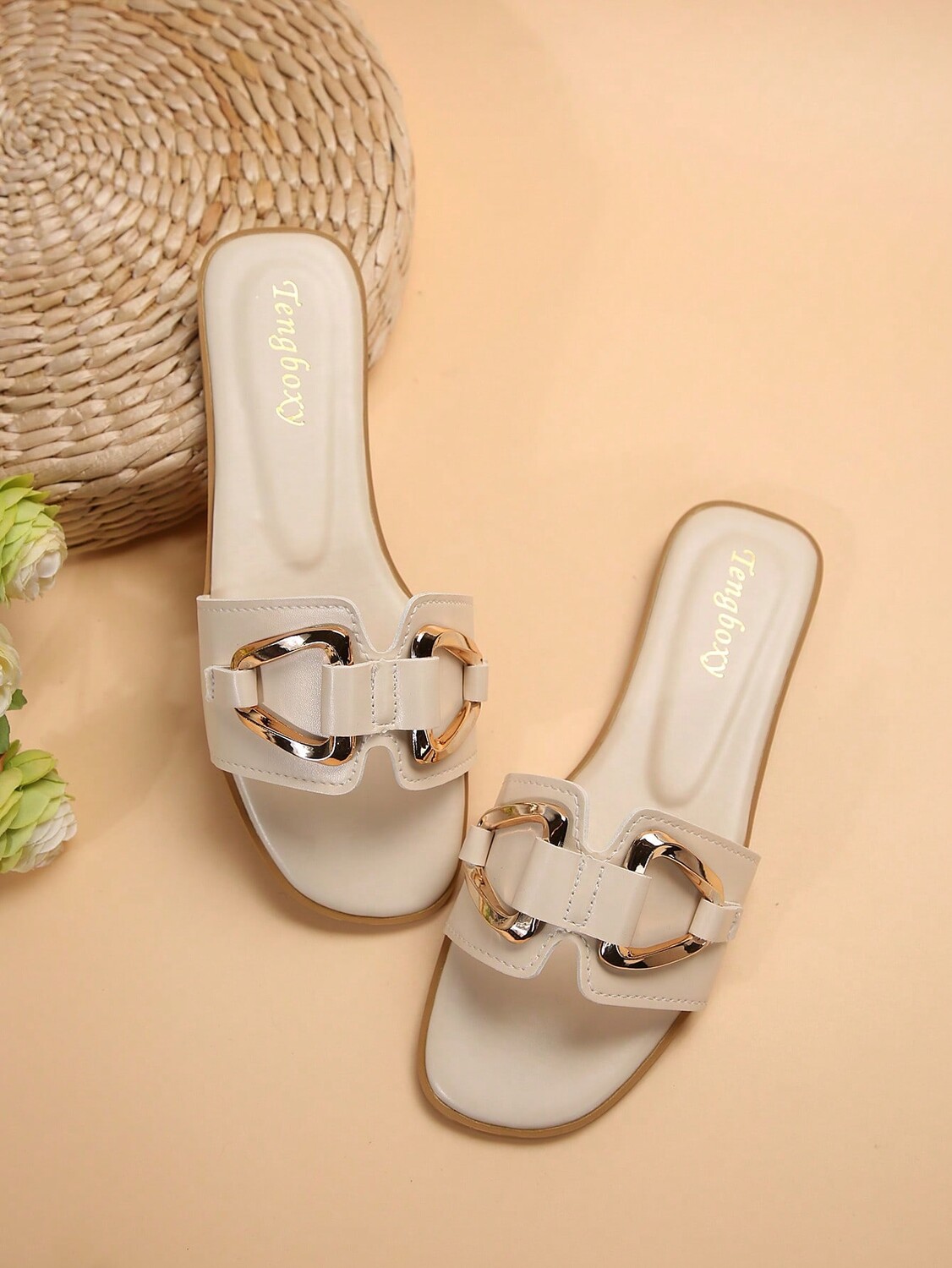 

Женские сандалии на плоской подошве, противоскользящие, для дома, для улицы, для пляжа, без шнуровки, с металлизированной декорированной пряжкой, кремовый/бежевый