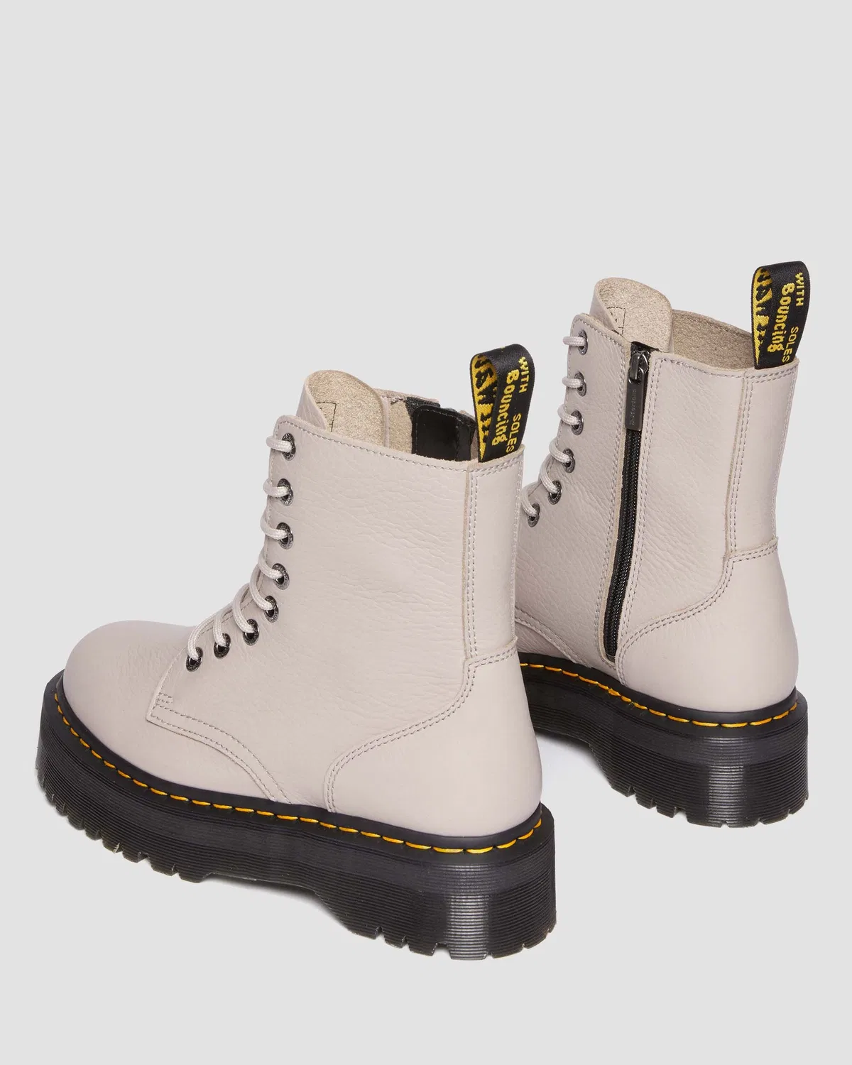 Мужские ботинки Jadon III бежевые от Dr.Martens — фото 4