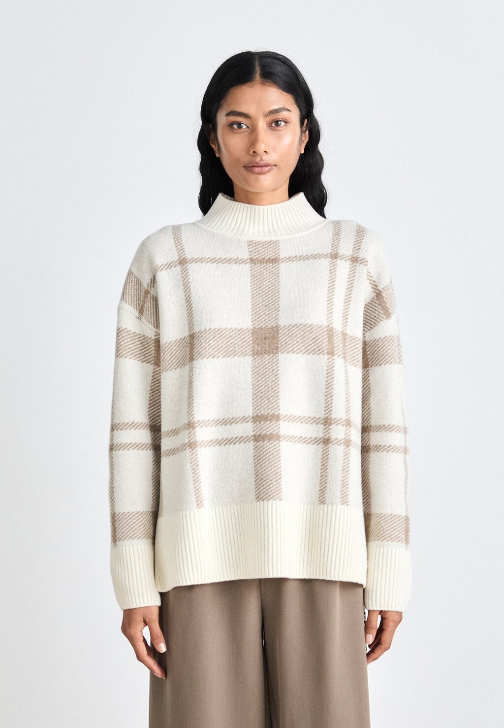 

Свитер DEANNA JUMPER Barbour, белый
