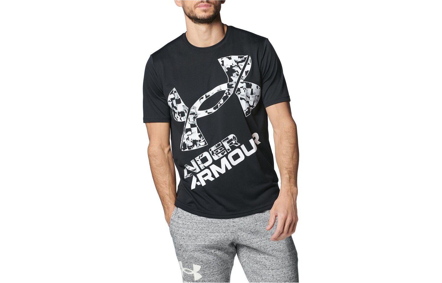 

Футболка мужская черная Under Armour, черный