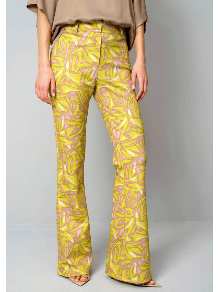 

Alba Moda Брюки с графическим принтом бежевого/салатового цвета