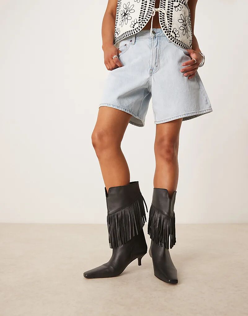 Женские сапоги ASOS DESIGN Carmine кожаные с бахромой, черный — фото 2