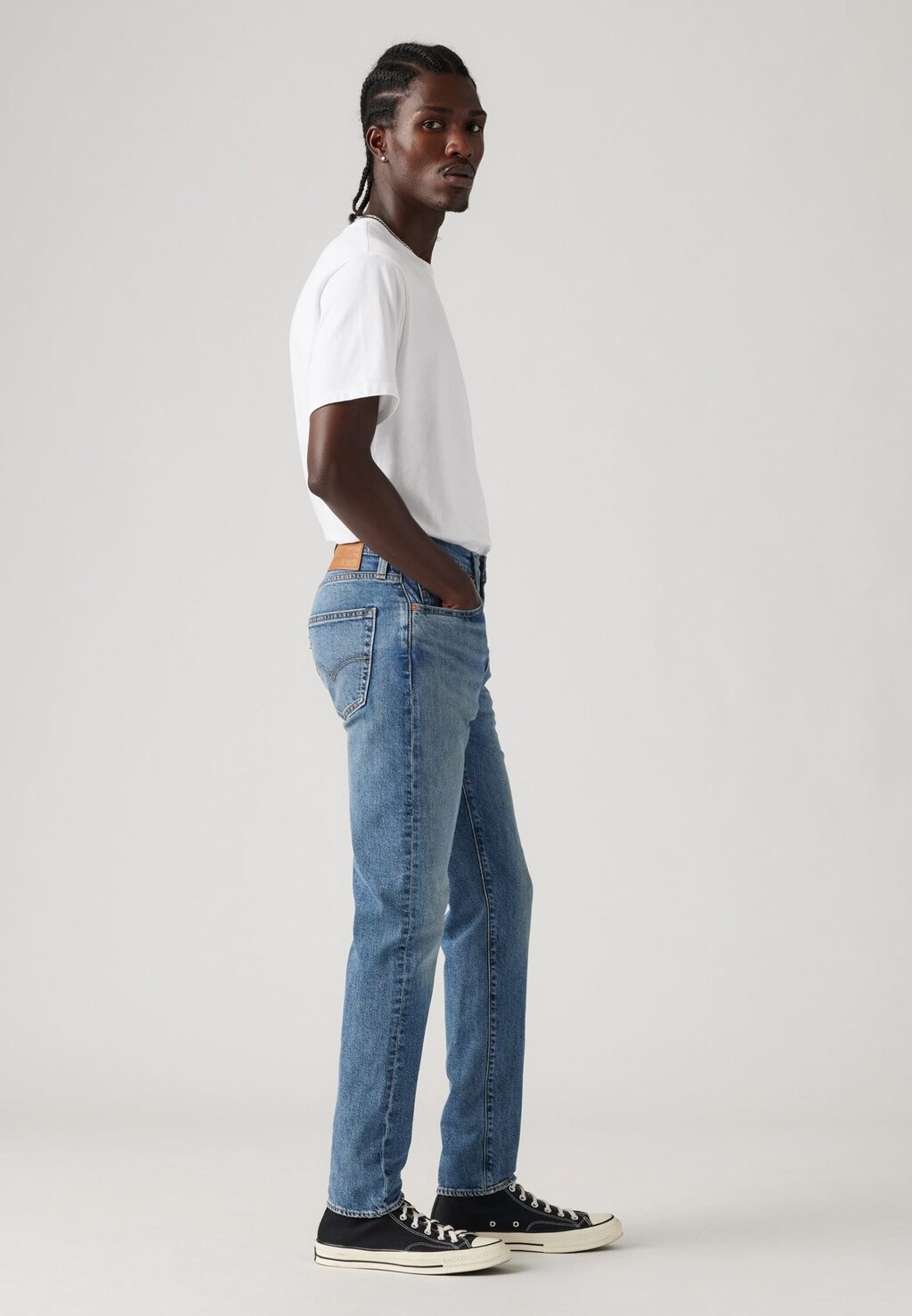 

Джинсы зауженного кроя SLIM TAPER Levi's®, синий деним