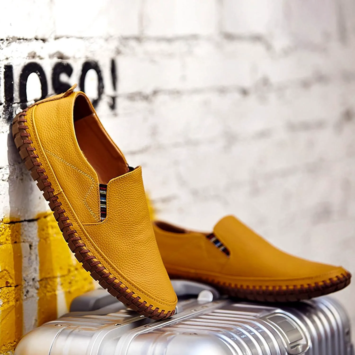 

Мужские лоферы повседневные лоферы пенни туфли кожаные для вождения и ходьбы, плоские, повседневные лодочные, легкие, дышащие, без шнурков, мужские туфли-бобы SecondWinterDJ, желтый