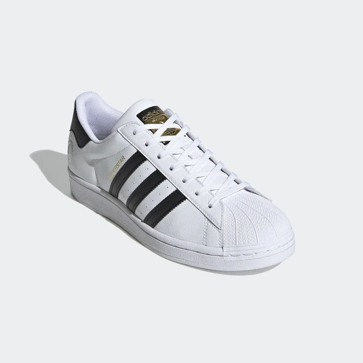 

Кроссовки Adidas Originals "SUPERSTAR VEGAN", зеленый