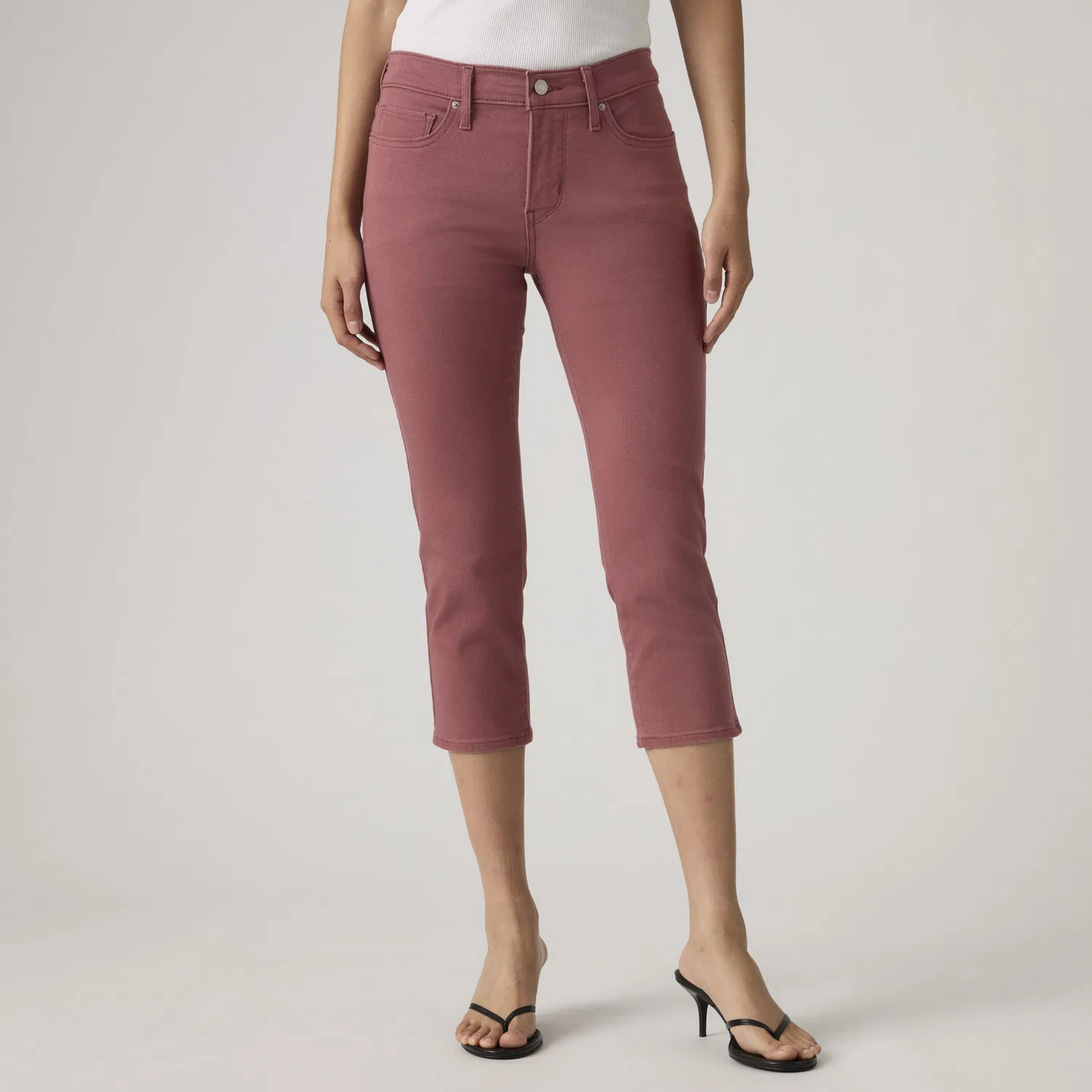 311 Формирующие узкие брюки-капри для женщин Levi's, Purple — фото 2