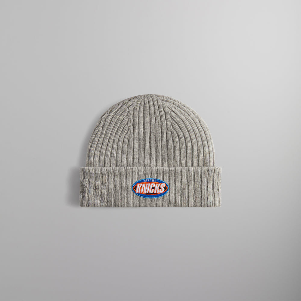 

Шапка Kith & New Era for the New York Knicks Logo Beanie, светло-зеленый