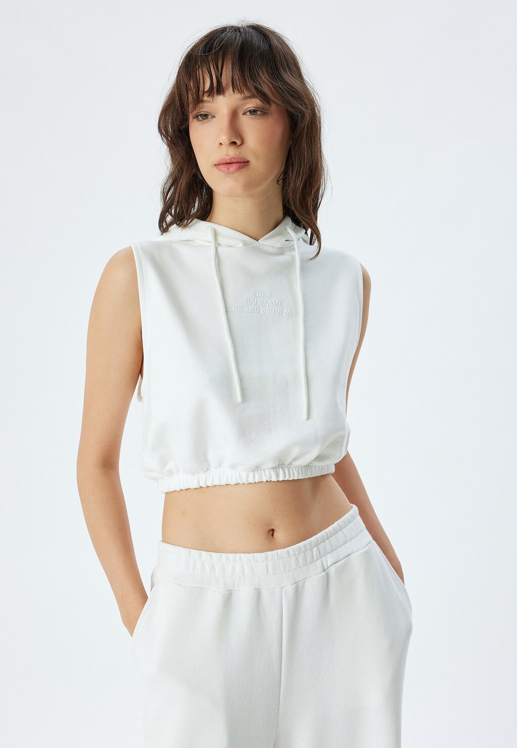 

Топ SLEEVELESS CROP Koton, белый