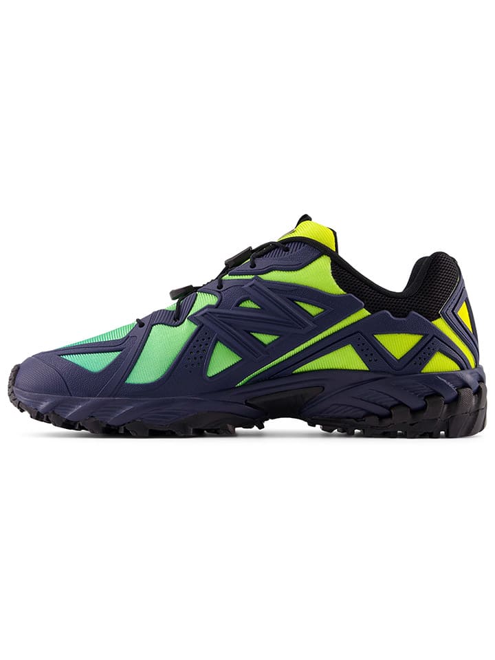 Беговые кроссовки 610 New Balance, цвет schwarz/grün — фото 3