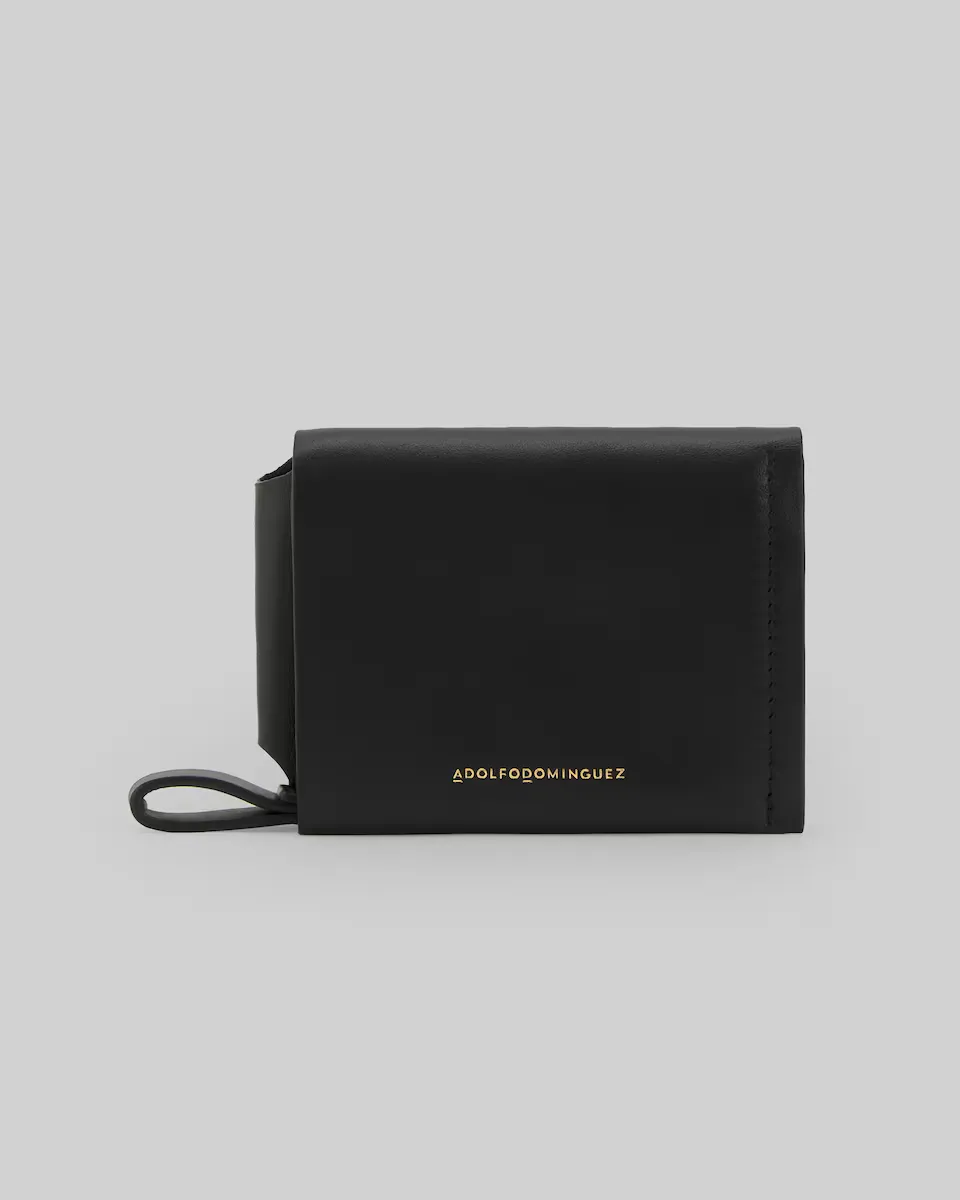 

Средний складной женский кошелек из ответственной кожи Adolfo Dominguez, черный