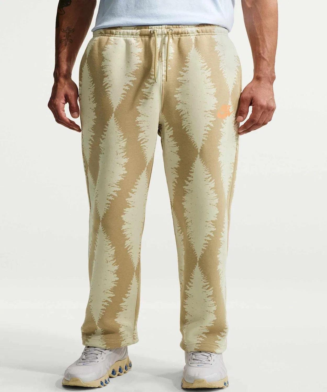 Спортивные штаны Nike Sportswear Club мужские флисовые с банджи-шнурком, бежевые — фото 4