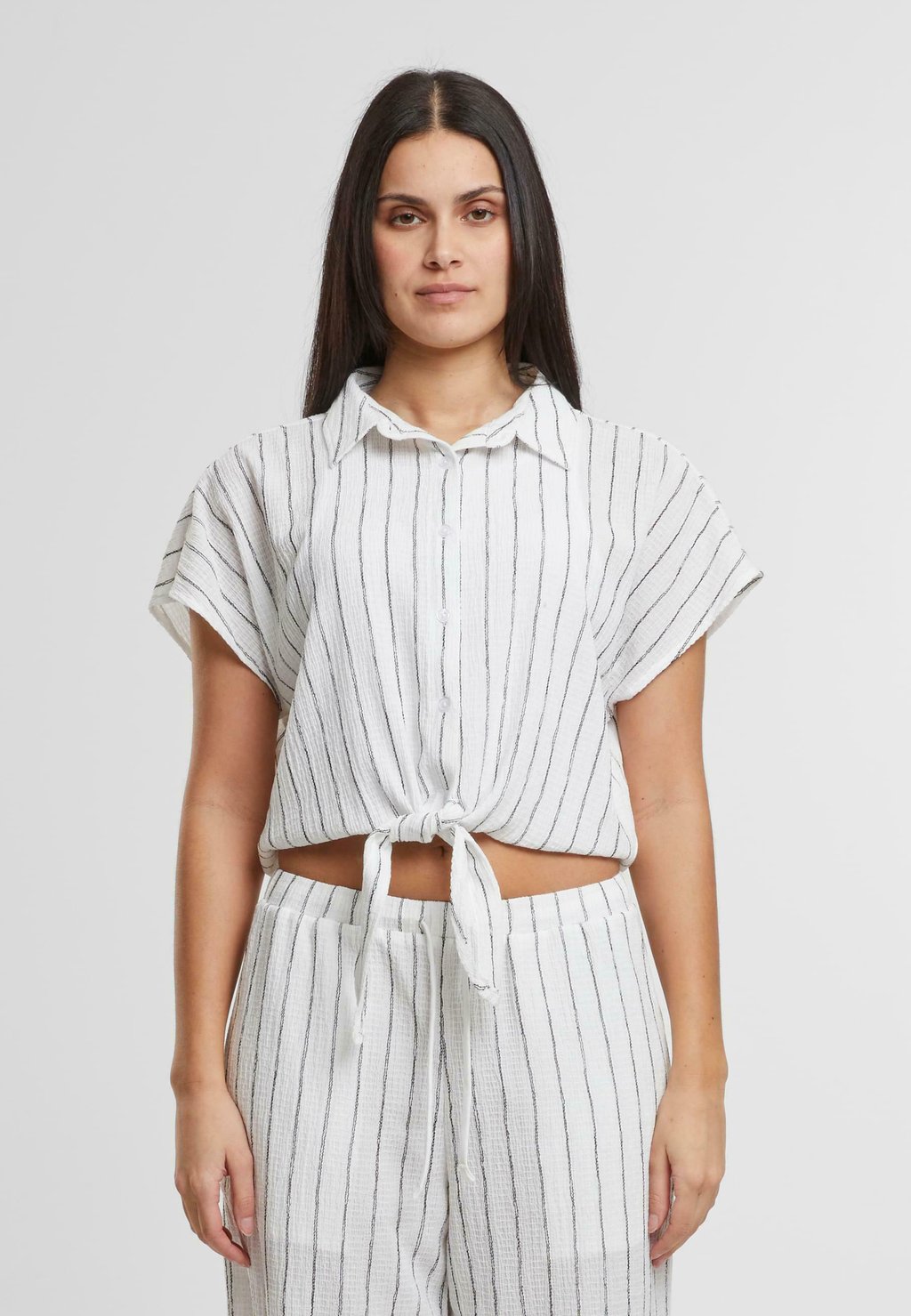 

Блузка на пуговицах STRUCTURED STRIPED TIED Urban Classics, кремовый