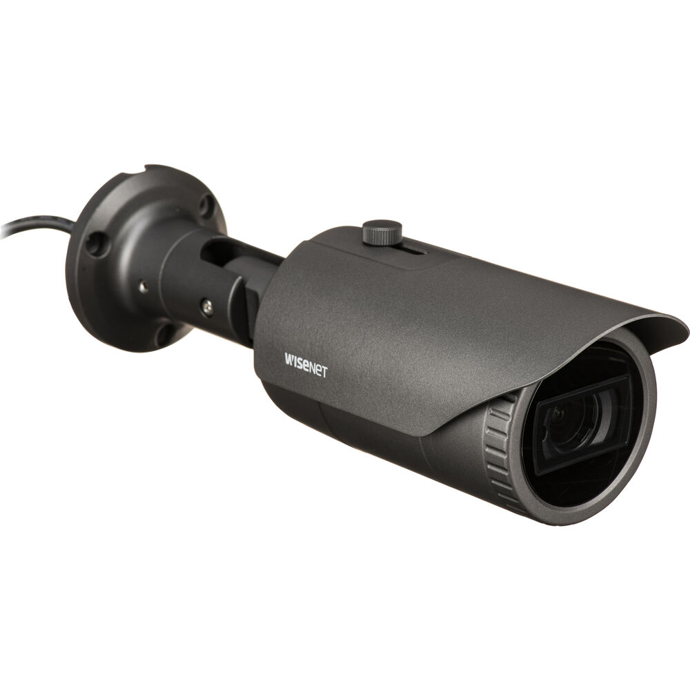 

Уличная AHD-камера Hanwha Vision WiseNet HD+ SCO-6085R 2 МП с ночным видением и объективом 3,2-10 мм