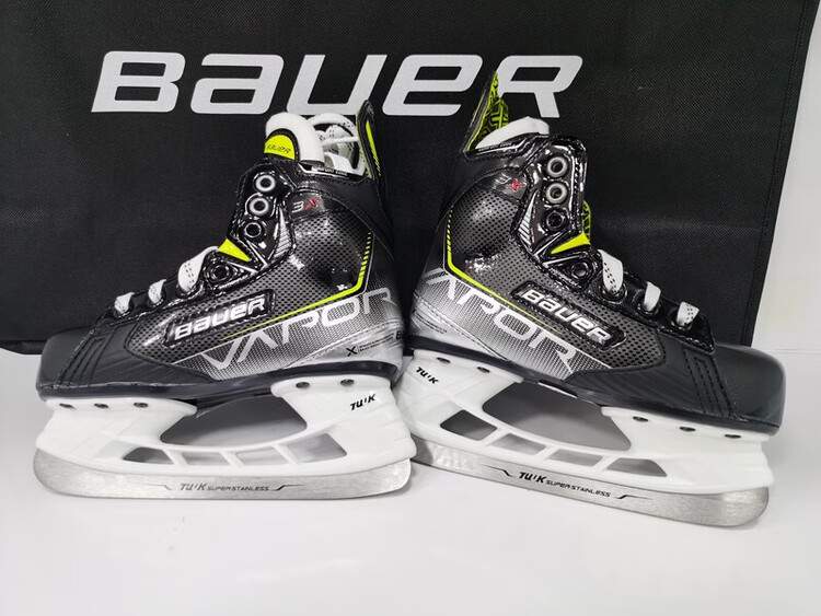 

BAUER Special Offer X3.7 3X PRO детские, юниорские и взрослые хоккейные коньки для соревнований