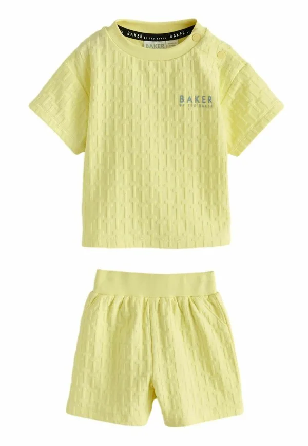 Шорты из фактурной ткани, стандартного кроя Baker By Ted Baker, Yellow