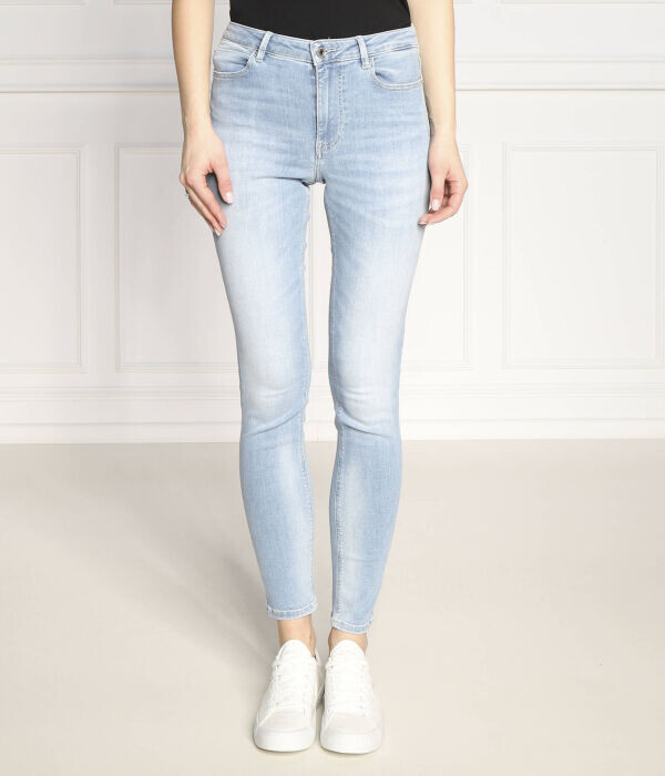 

Джинсы женские Guess Jeans зауженного кроя, голубой