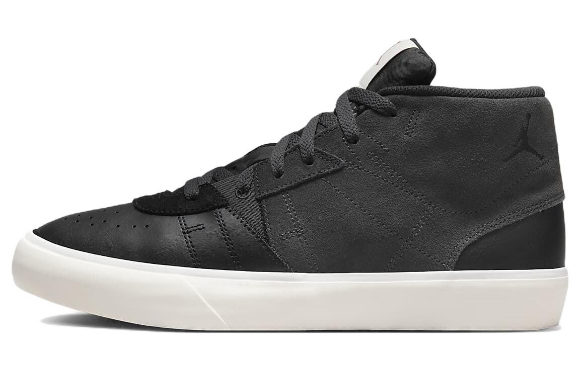

Мужские кроссовки для скейтбординга Series Mid Top Black Jordan, Черный, Мужские кроссовки для скейтбординга Series Mid Top Black Jordan