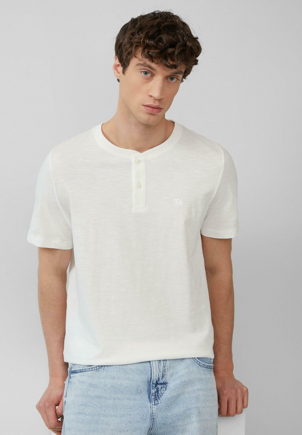 

Базовая футболка HENLEY s.Oliver, белый