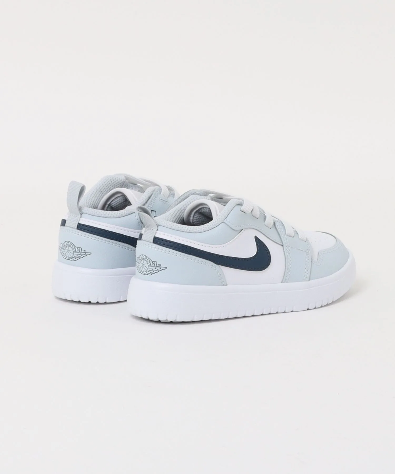 Детские кроссовки NIKE JORDAN 1 LOW ALT (PS) — фото 2
