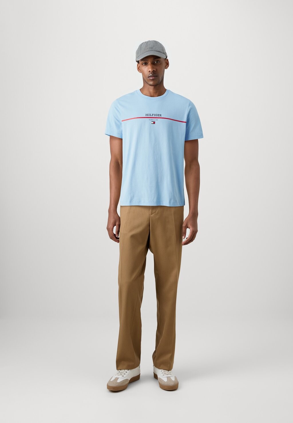

Футболка с принтом Stripe Tee Tommy Hilfiger, сосуд синего цвета