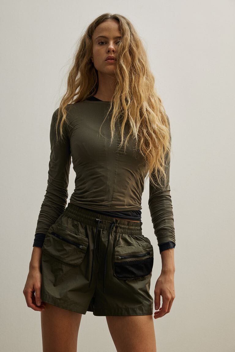 

Водоотталкивающие шорты для походов H&M, хаки