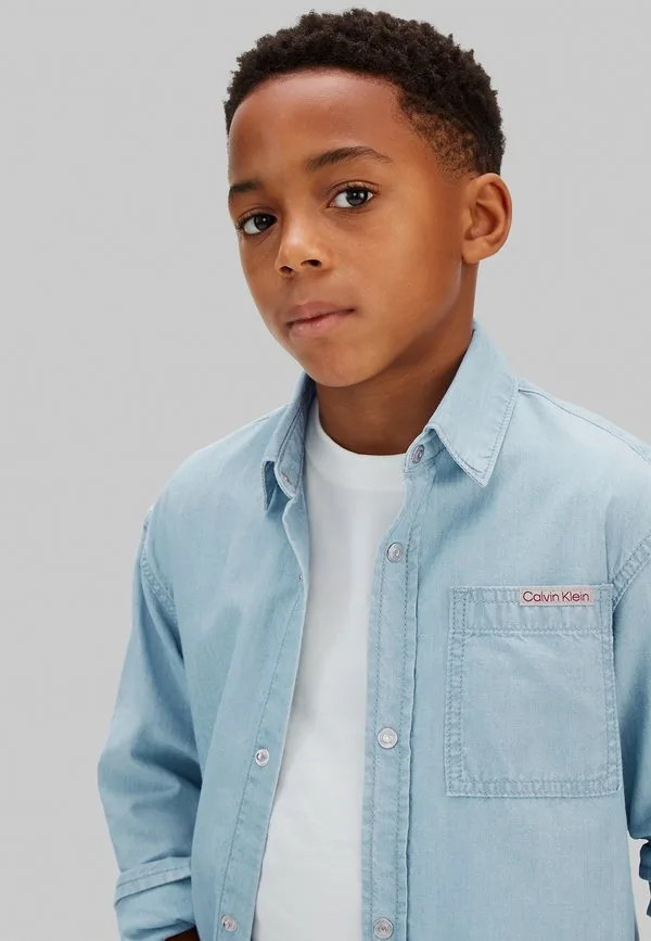 Джинсовая куртка Calvin Klein Jeans, Light Chambray See Swatch — фото 4