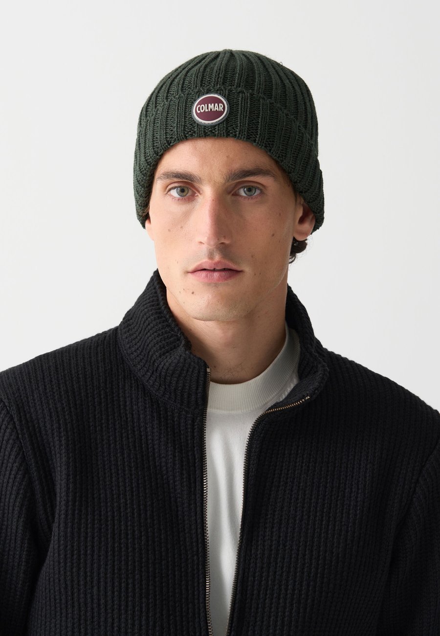 

Шапка Colmar Originals UNISEX RIB-KNIT WITH TURN-UP, Dark Green\N/Dark Green