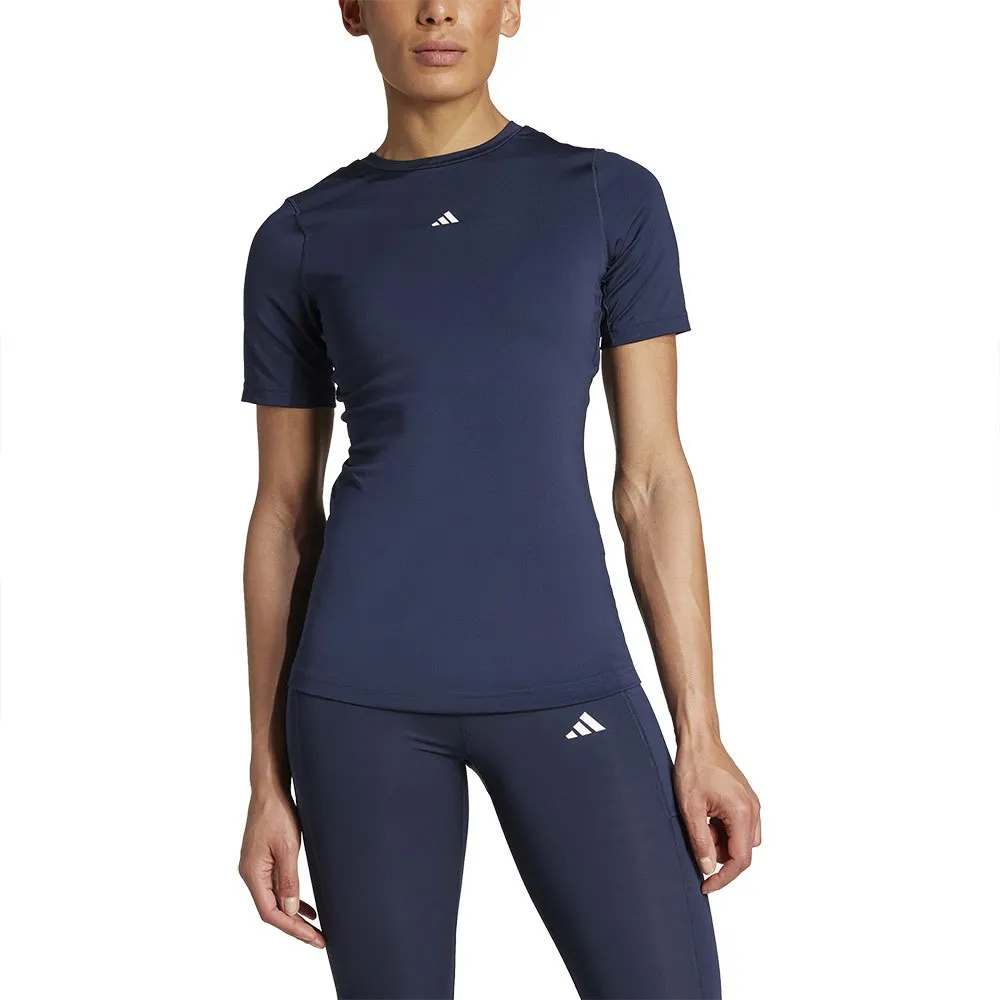 

Футболка adidas Techfit Training, синий