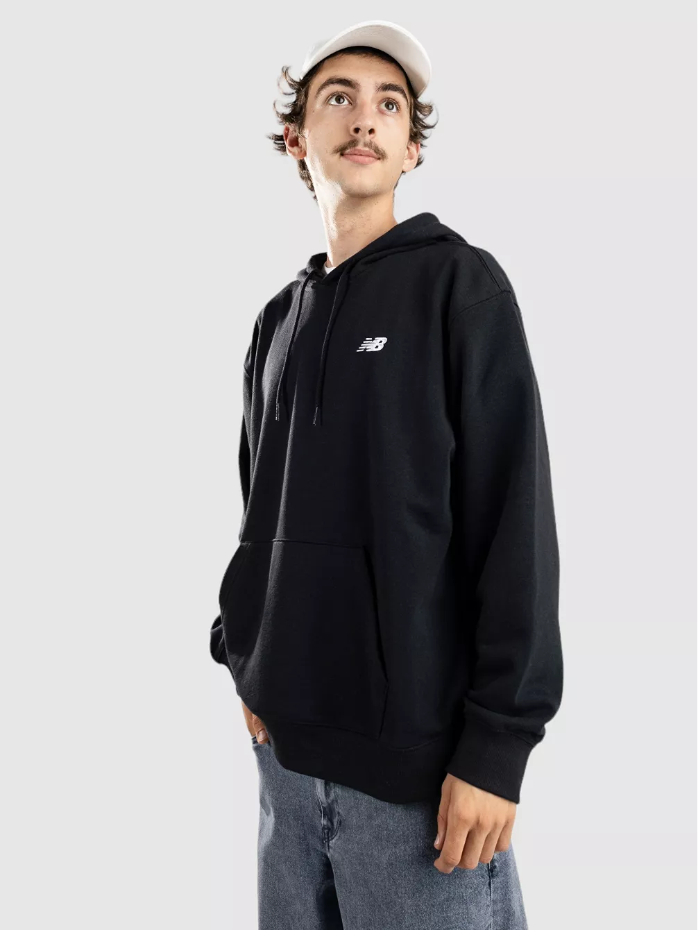 

Толстовка Sport Essentials из френч-терри New Balance, черный