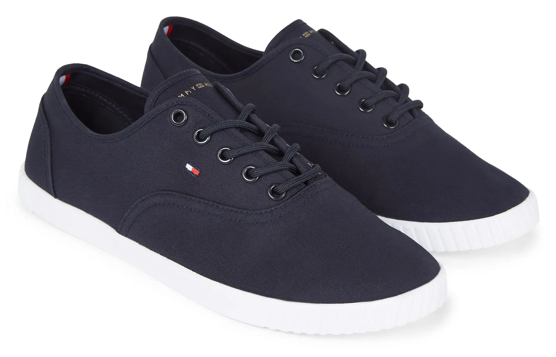 

Кроссовки Tommy Hilfiger "CANVAS LACE UP SNEAKER", узкой формы, повседневная обувь, полуботинки, туфли на шнуровке, синий