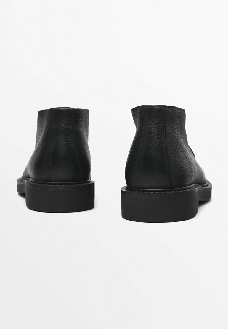 

Ботильоны на шнуровке TOE Massimo Dutti, черный