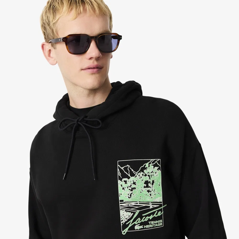 Мужское худи с графикой теннисного корта, чёрное, от Lacoste — фото 2