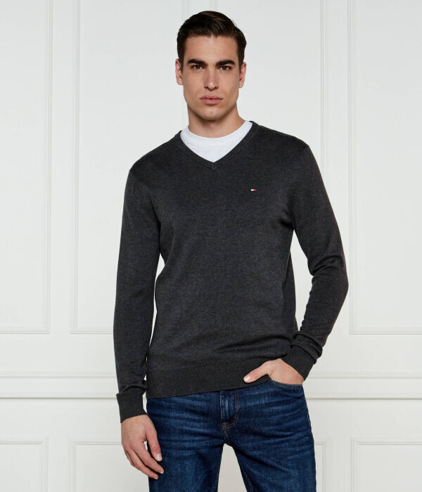 

Свитер мужской Tommy Hilfiger с v-образным вырезом, черный