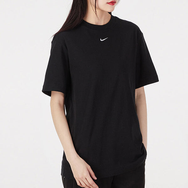 Футболка (WMNS) Nike Sportswear Essential Logo Printing Round Neck Pullover Short Sleeve Black T-Shirt, черный — фото 2