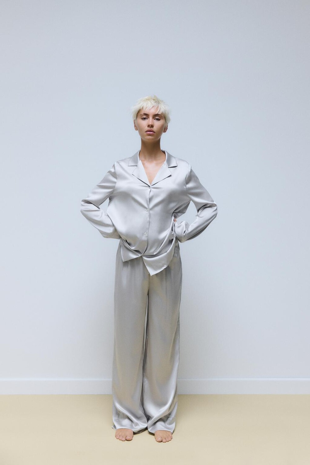 

Рубашка из шелковой смеси ZARA, серый